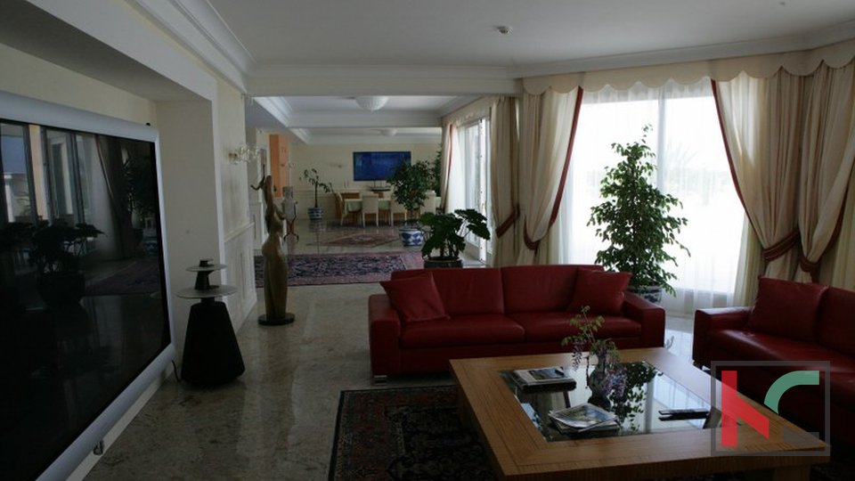 House, 338 m2, For Sale, Savudrija