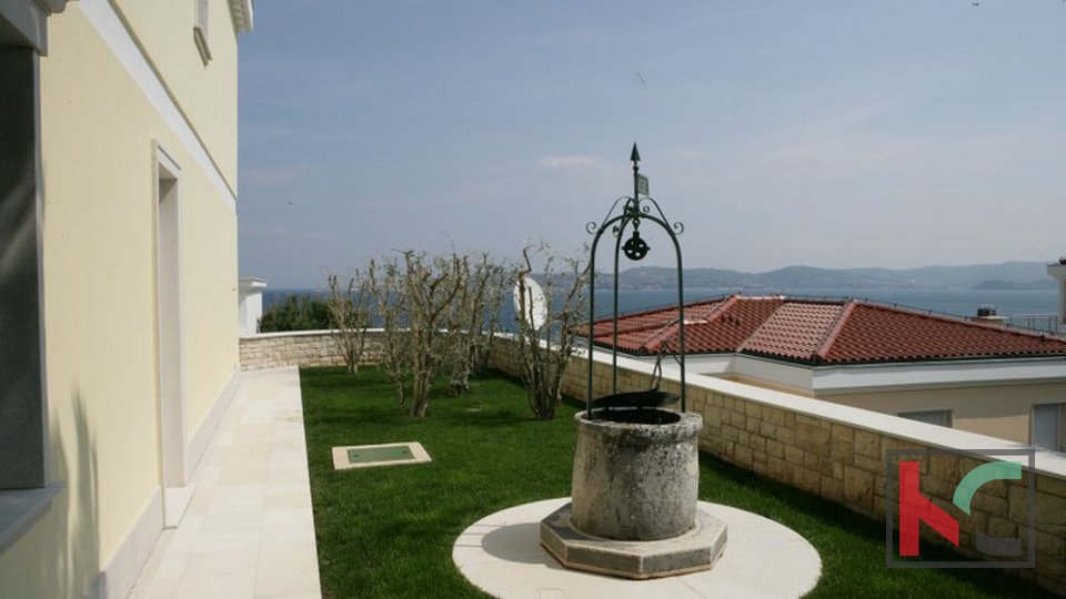 Istra - Savudrija prestižna Villa na samom moru / panoramski pogled