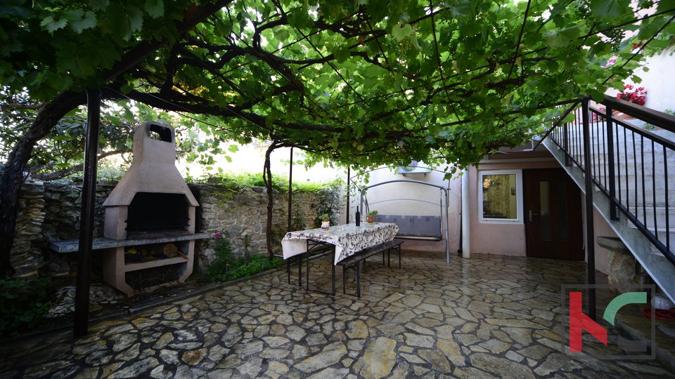 Istrien - Ližnjan Familienhaus mit Meerblick in Funktion des Tourismus