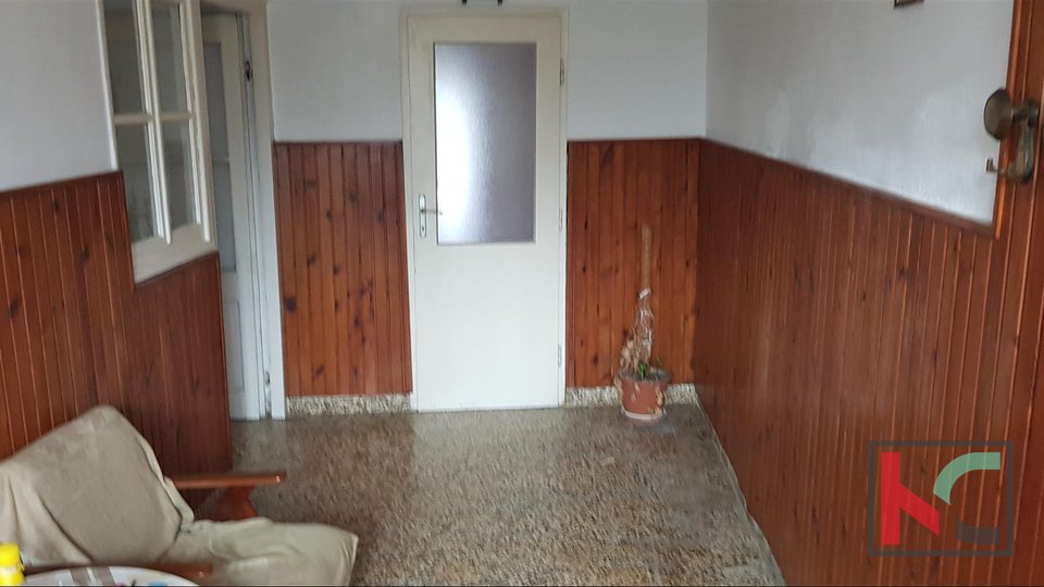 Vodnjan, house with two apartments 215m2