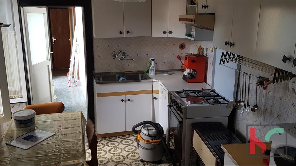 Vodnjan, house with two apartments 215m2