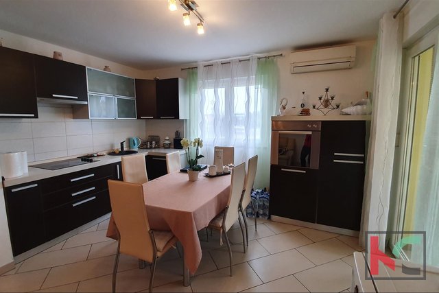 Pula, Veli Vrh two bedroom apartment in a frequent location