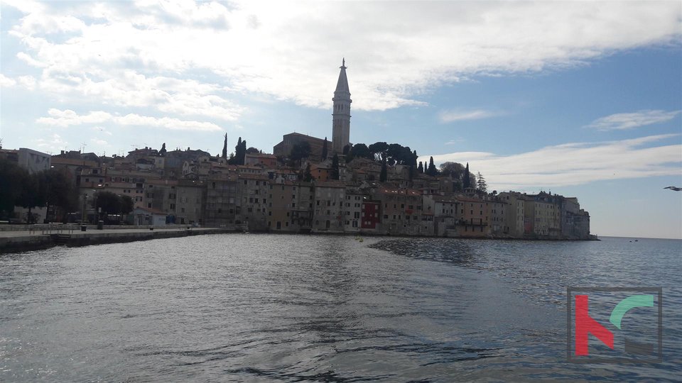 Rovinj, office and residential building 640m2 production service and three residential units