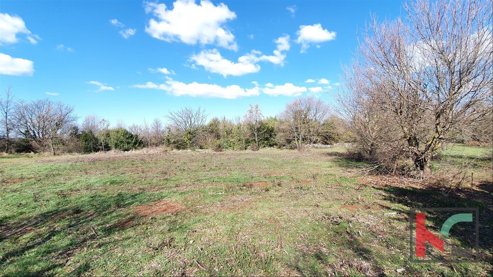 Istria - Marcana - Krnica, building land (785m2-797m2) in an attractive location