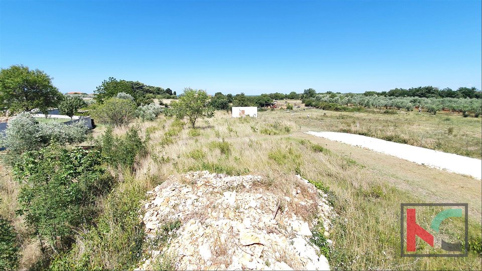 Istria - Vodnjan building land for business and residential purposes with sea view