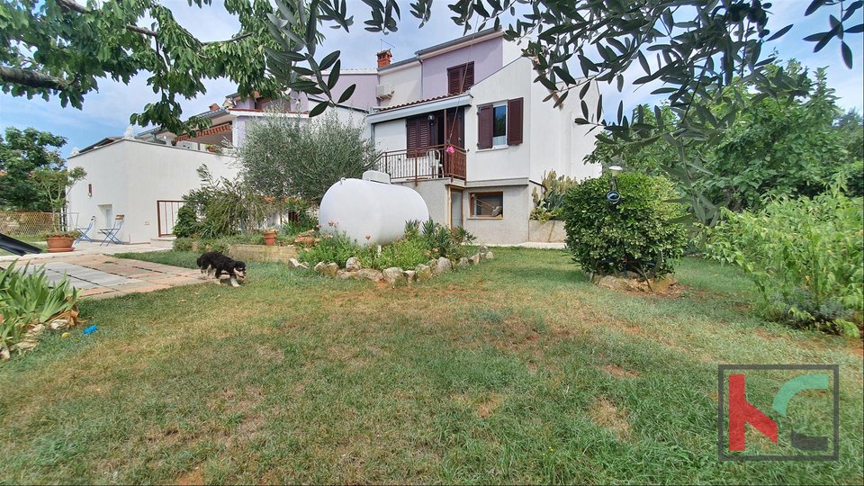 Pula, family house in a quiet location of Veli vrh