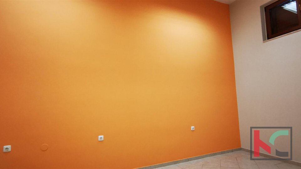 Pula, Šijana, office space 109.03 m2