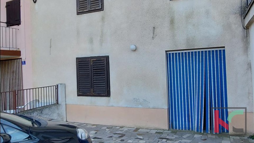 Istria, Loborika detached house 83m2 for renovation