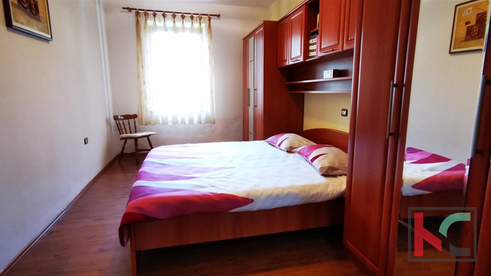 Pula, Zentrum, attraktive Wohnung mit vier Schlafzimmern 171,76 m2
