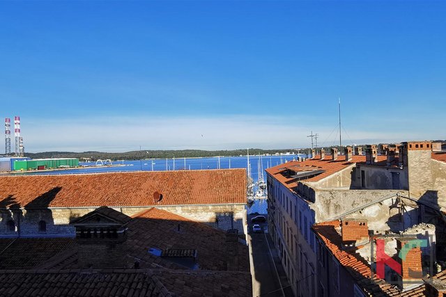 Pula, Center, apartment 70.11 m2 ideal for 2 apartments