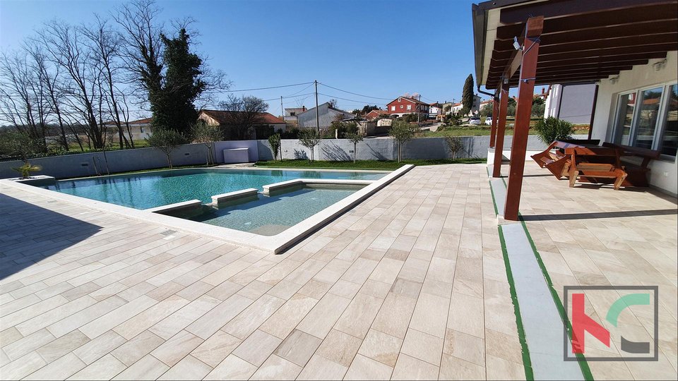 Istria, attractive furnished 5-star villa in a quiet location of Marcana