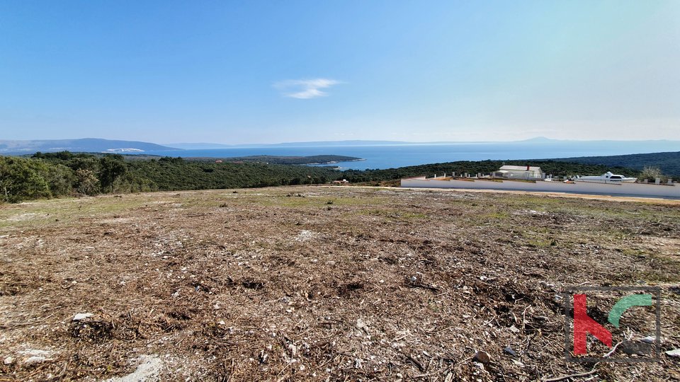 Истрия - Павичини - Дуга увала, земельный участок 9000м2 с панорамным видом на море