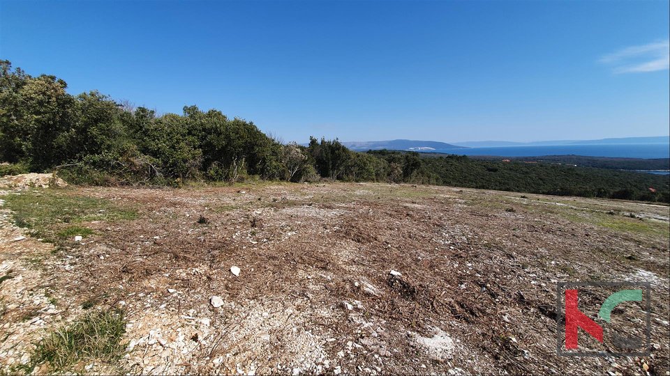 Istria - Pavićini - Duga uvala, land 9000m2 with panoramic sea views