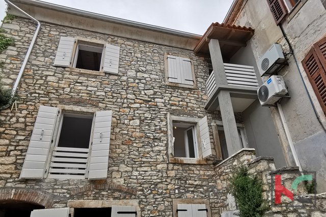 Istria, Vodnjan, casa in pietra 120m2 completamente ristrutturata