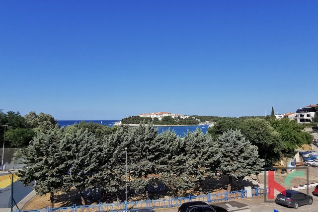 Istria, Pula, Pjescana Uvala, apartment in a new building 115.64 m2 with sea view