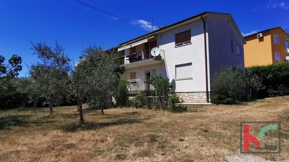 Istria, Medulin, family house 298.11 m2 with landscaped garden in a top location overlooking the sea