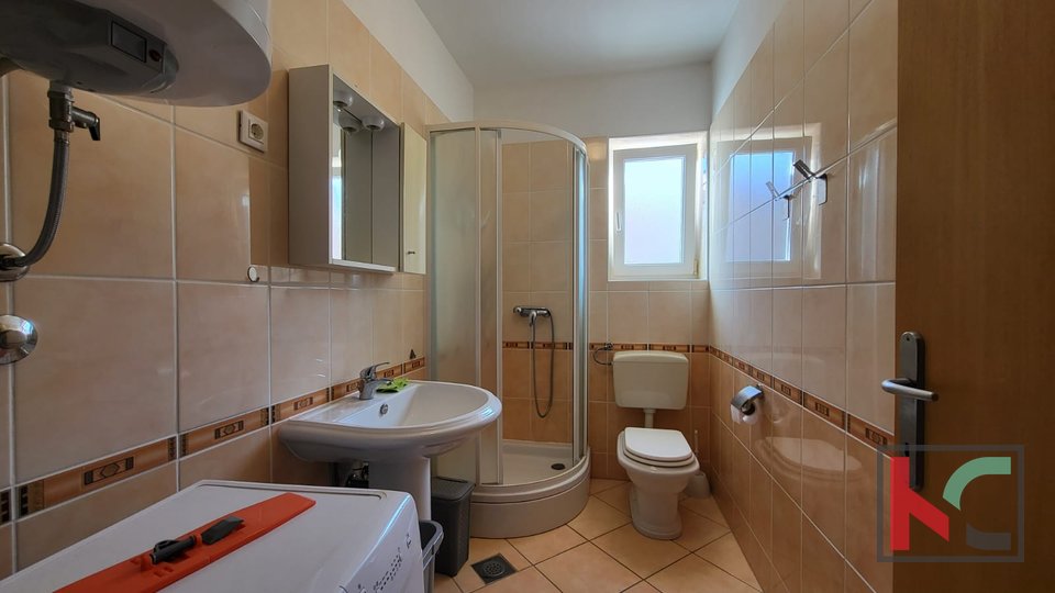 Istra, Premantura - Volme, stanovanje 40,70 m2 z bazenom