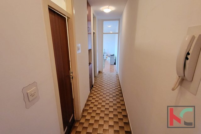 Pula, Vidikovac, Wohnung 59,26 m2 mit Terrasse und Aufzug in toller Lage