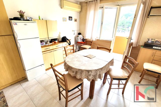 Pula, Stoja, two bedroom apartment on the second floor, great location