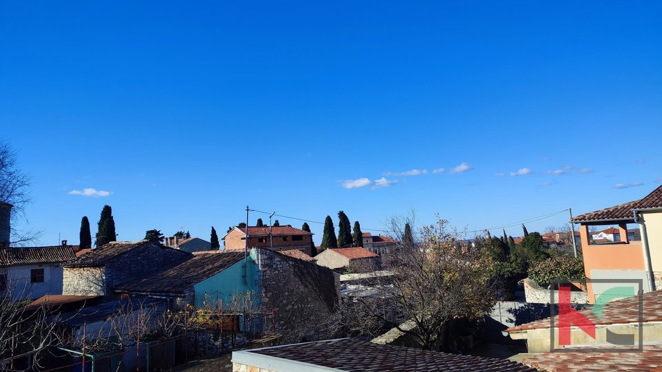 Istra, kuća u centru Vodnjana za renovaciju, prilika za investiciju u turističke svrhe