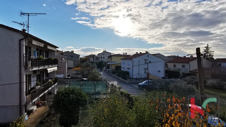 Pula, Veli Vrh, three bedroom apartment in a new building with a garden