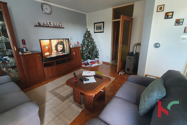 Pula, Veruda, family apartment 76.96 m2 in an attractive location, sea view