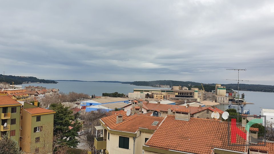 Pula, Stoja, apartment 54.14 m2 overlooking the Bay of Pula