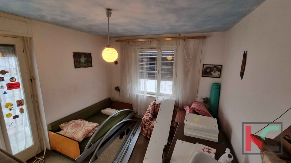 Pula, Stoja, appartamento con tre camere da letto 78,07 m2 con due balconi e vista sul mare
