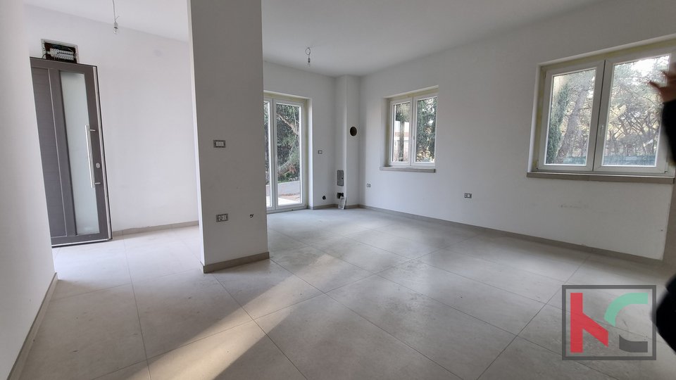 Istra, Fažana, Valbandon, novo stanovanje 58,11 m2 z vrtom