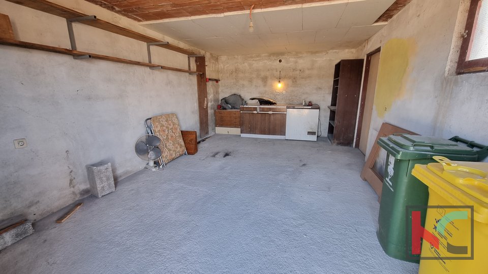 Istrien, Loborika, Haus 174,92 m2 mit Abstellraum und Garage auf 570 m2 Garten