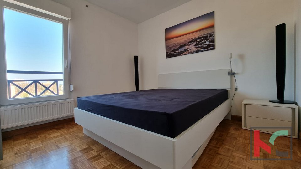 Istria, Pola, Veruda, appartamento 50,34 m2 con vista mare