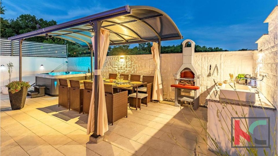 Istra, Kavran, kuća za odmor sa bazenom u blizini Duge Uvale, #prodaja