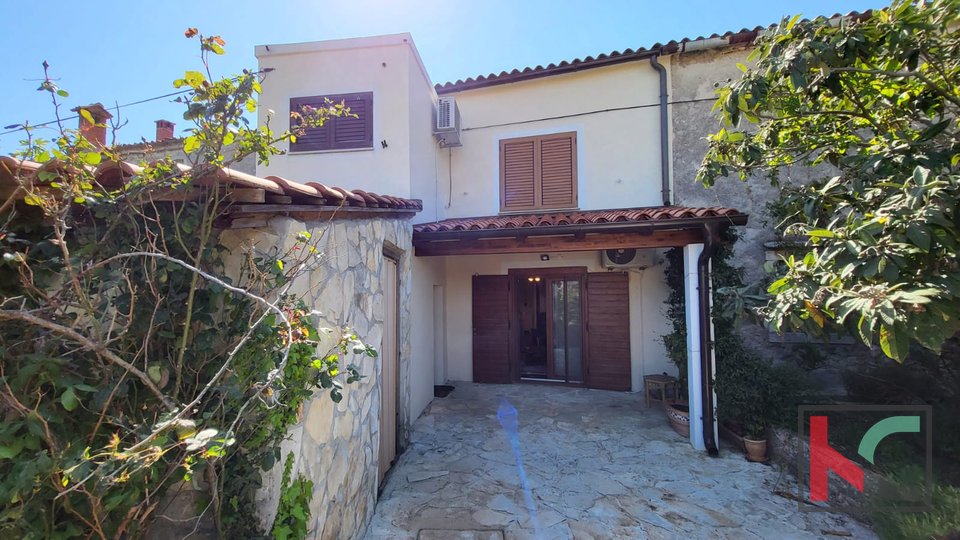 Istria, Lisignano, casa in pietra ristrutturata 112,00 m2