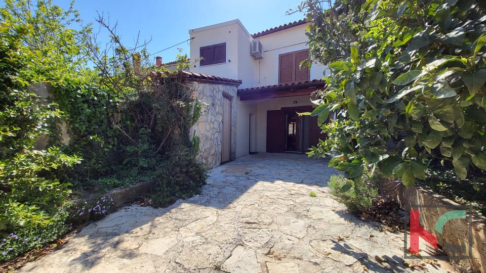 Istria, Liznjan, renovated stone house 112.00 m2