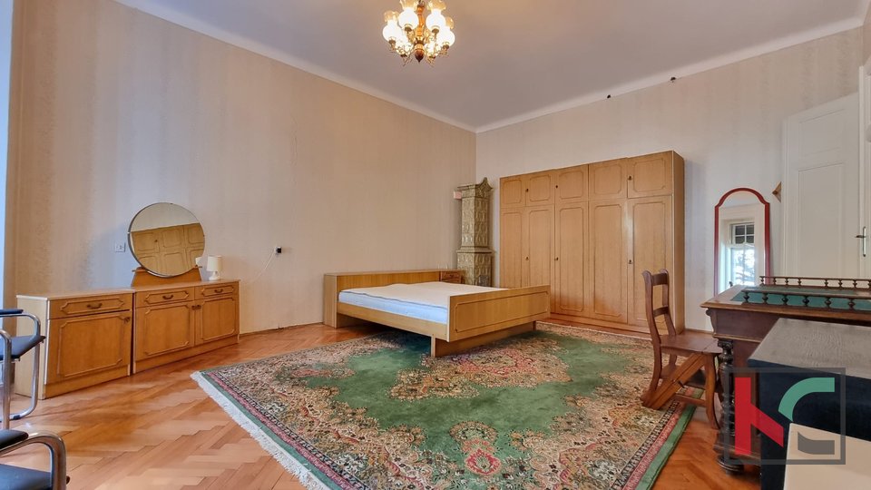 Veruda, Pula, appartamento 64m2 in un'affascinante villa austro-ungarica E VENDITA ESCLUSIVA