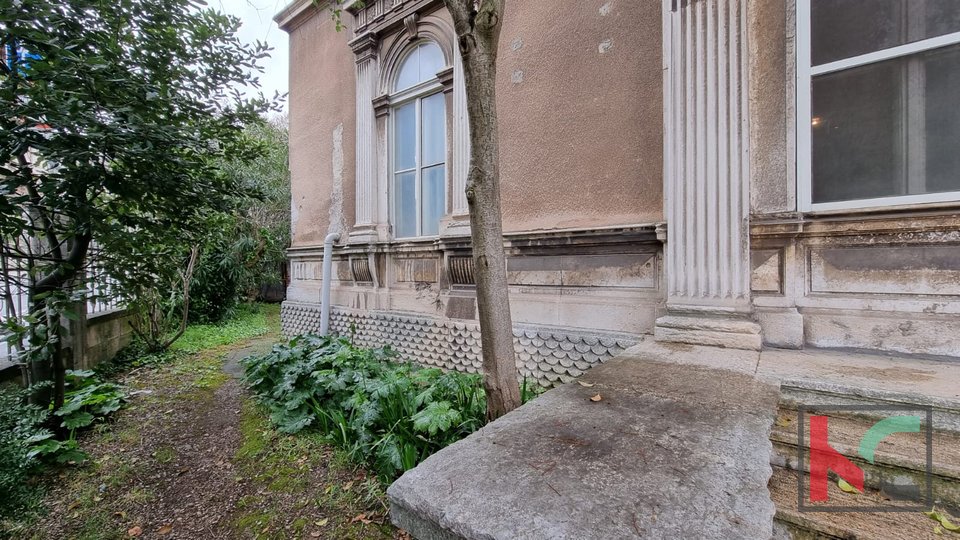 Pula, center mesta, stanovanje 77,58 m2 na top lokaciji
