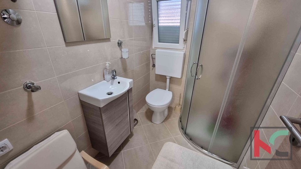 Istra, Bale, kuća 55m2 na okućnici od 660m2