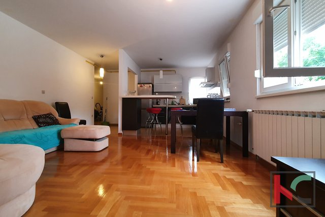 Pula, Veruda, comfortable apartment 100 m2 in a great location, close to the sea, new building