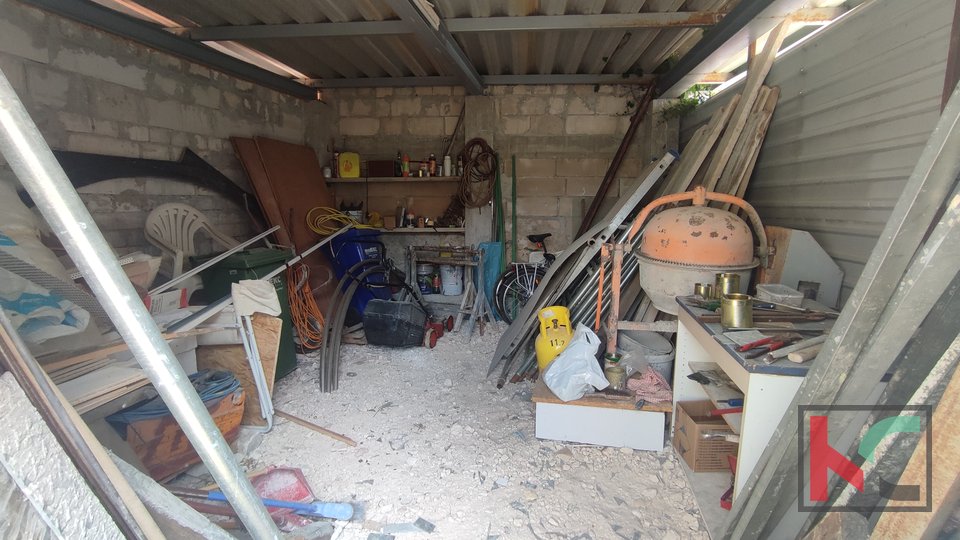 Istra, Premantura, hiša s 4 apartmaji, v bližini naravnega parka Kamenjak