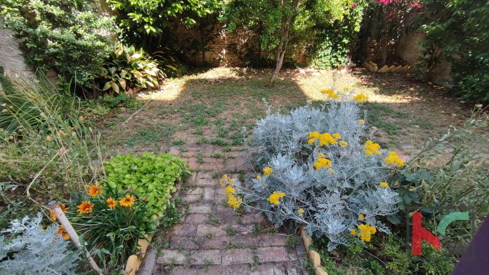 Istria, Pola, spazioso appartamento 85,27 m2 vicino al centro città