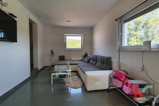 Istria, Pavićini, renovated house 100m2 on three floors