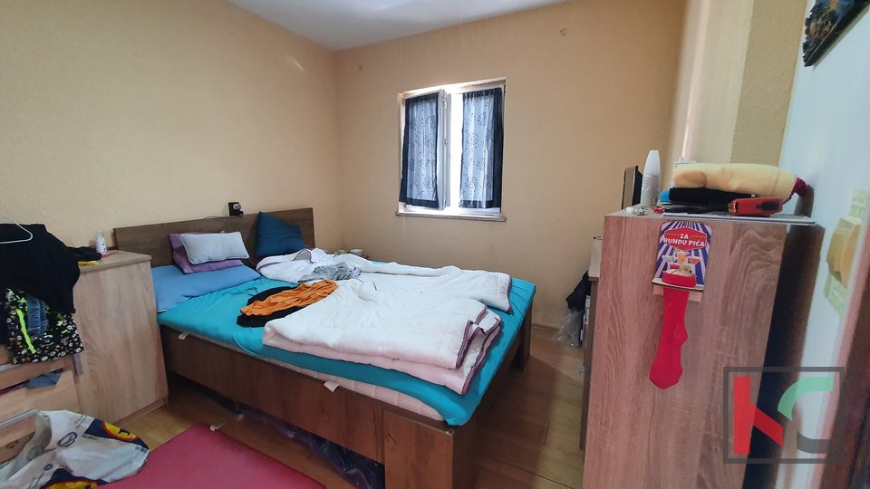 Istria, Liznjan, appartamento 40 m2, appartamento ristrutturato con due camere da letto al primo piano
