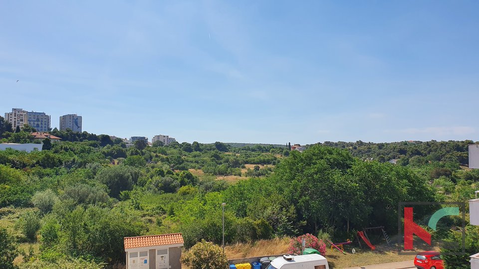 Pula, Valkane, stanovanje 70 m2, 200 m od morja, lepo trisobno stanovanje v novogradnji z dvigalom