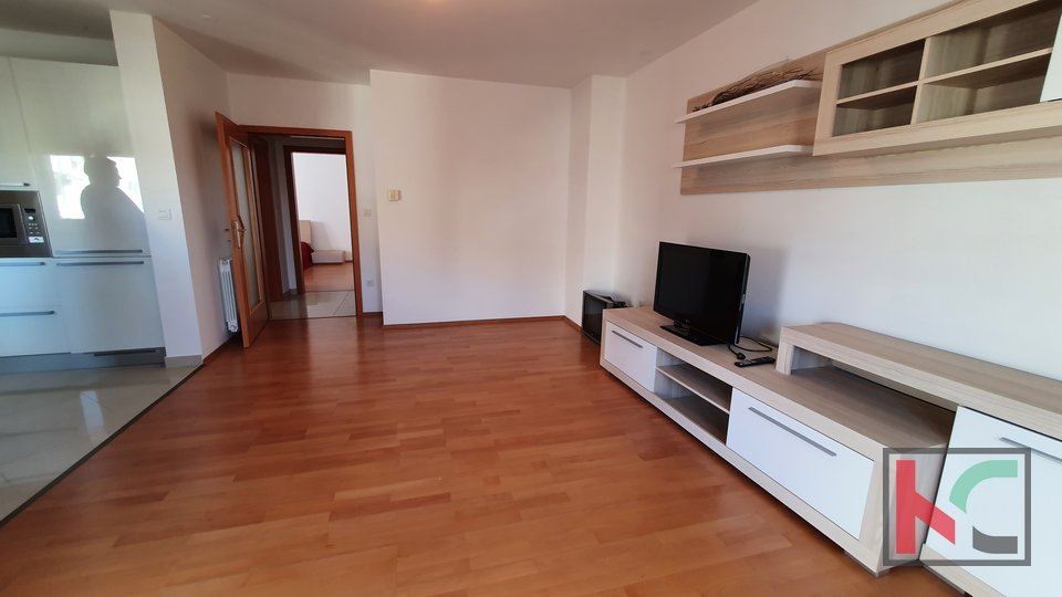 Pula, Valkane, apartment 70 m2, 200 m from the sea, beautiful three bedroom apartment in a new building with an elevator