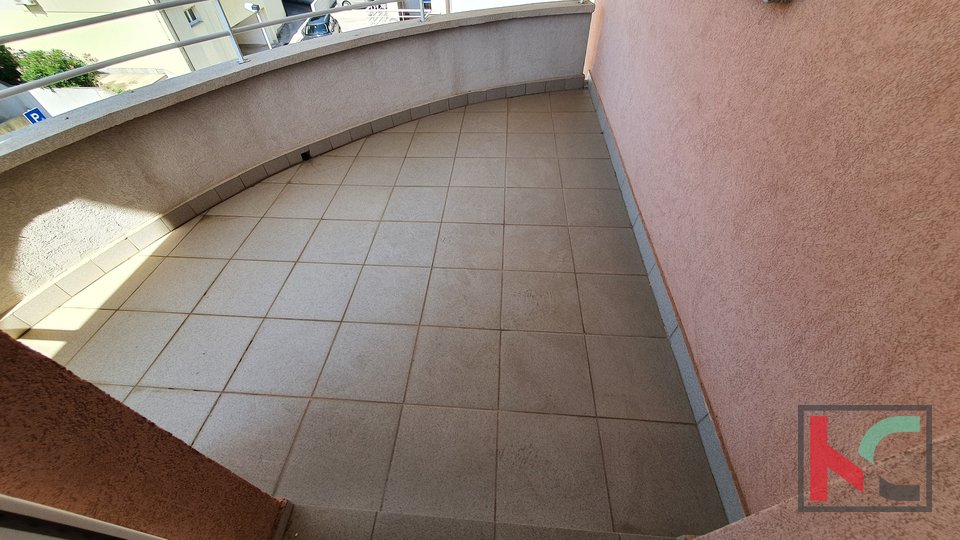 Pula, Valkane, stanovanje 70 m2, 200 m od morja, lepo trisobno stanovanje v novogradnji z dvigalom