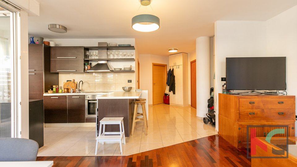 Pula, Monte Magno, modern two bedroom apartment with beautiful garden and pool