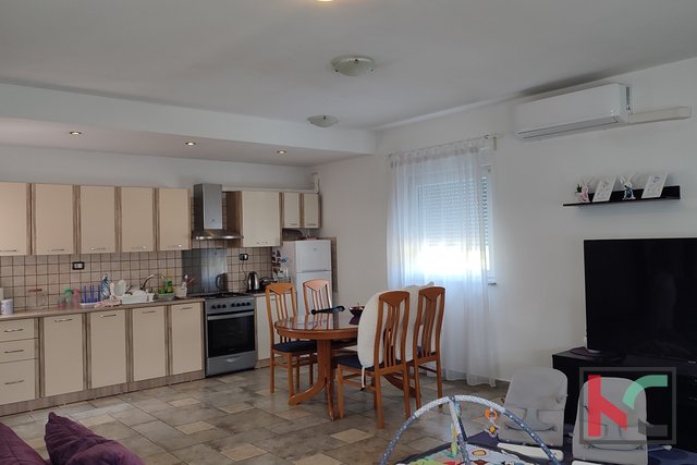Pula, Veli Vrh, nice apartment 73m2 with two bedrooms, 1st floor
