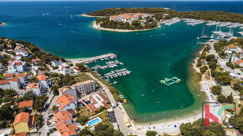 Istra, Pula, Pješčana Uvala, kuća sa bazenom na ekskluzivnoj lokaciji, pored mora i plaže
