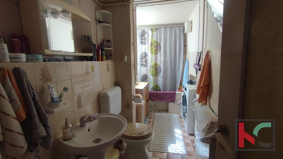 Istra, Pula, Veruda, stan sa 3spavaće sobe, nedaleko centra grada i uređenih plaža