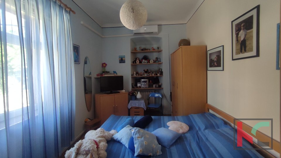 Истрия, Пула, Веруда, квартира с 3 спальнями, недалеко от центра города и ухоженных пляжей